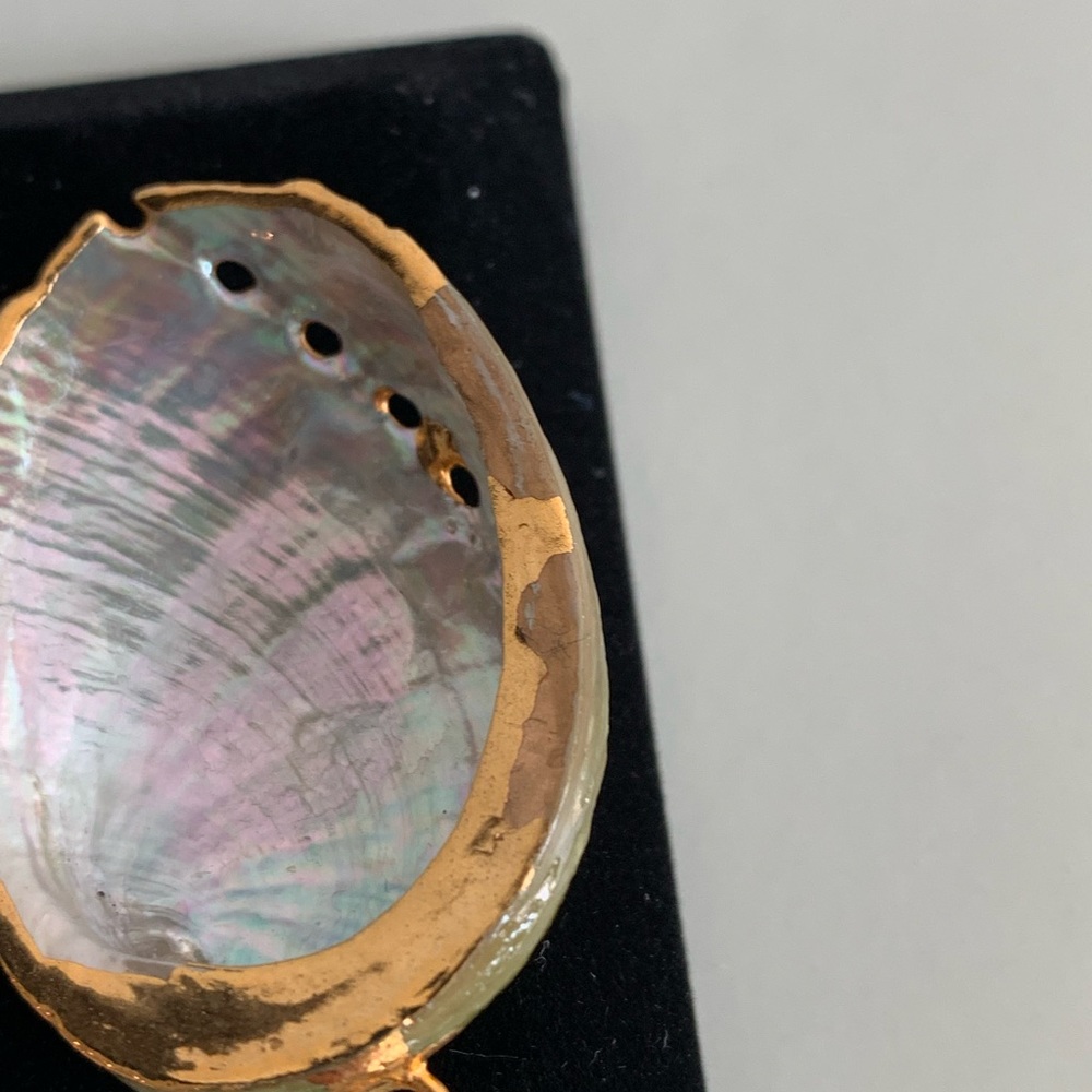 Abalone Shell Pendant - Picture 4 of 4